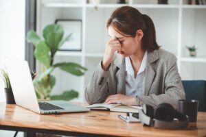 stressed business woman with failed jobs